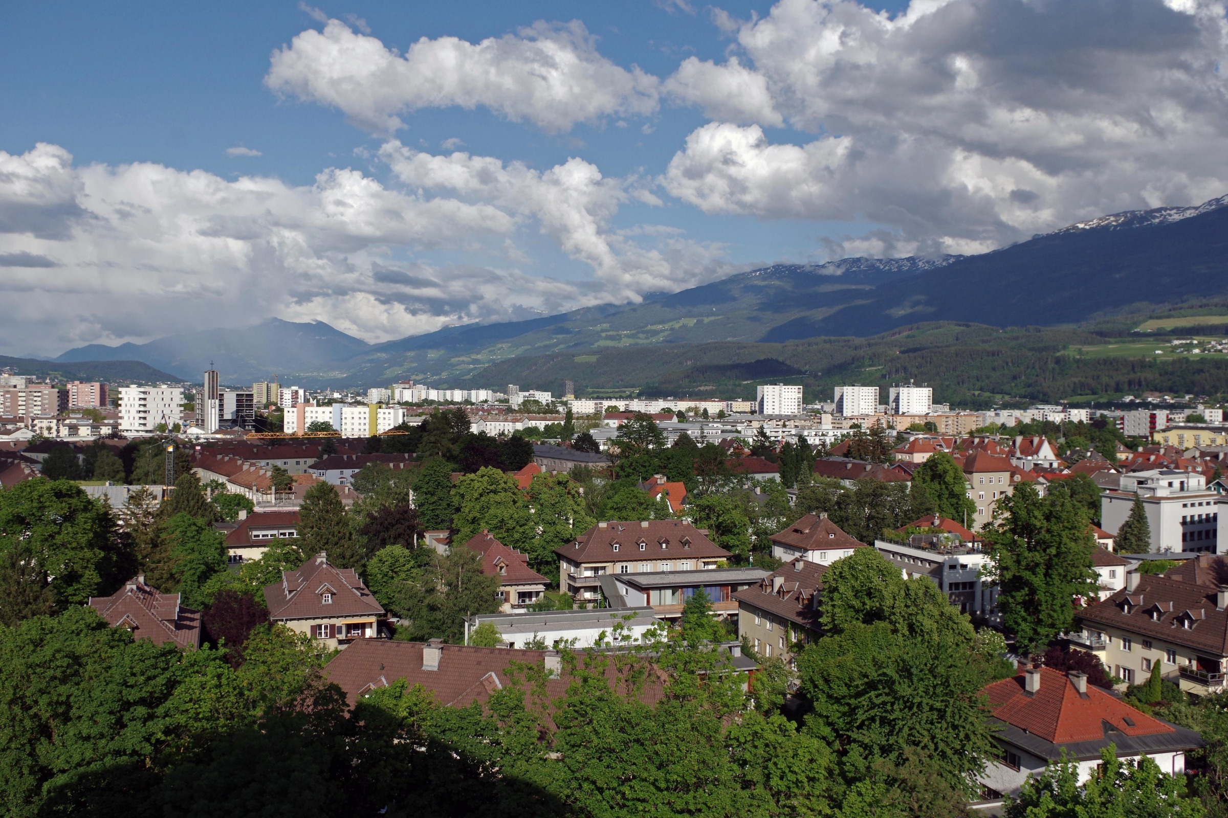 Blick in Richtung Osten auf den Stadtteil Reichenau  -  © 2024 fk-photographie.